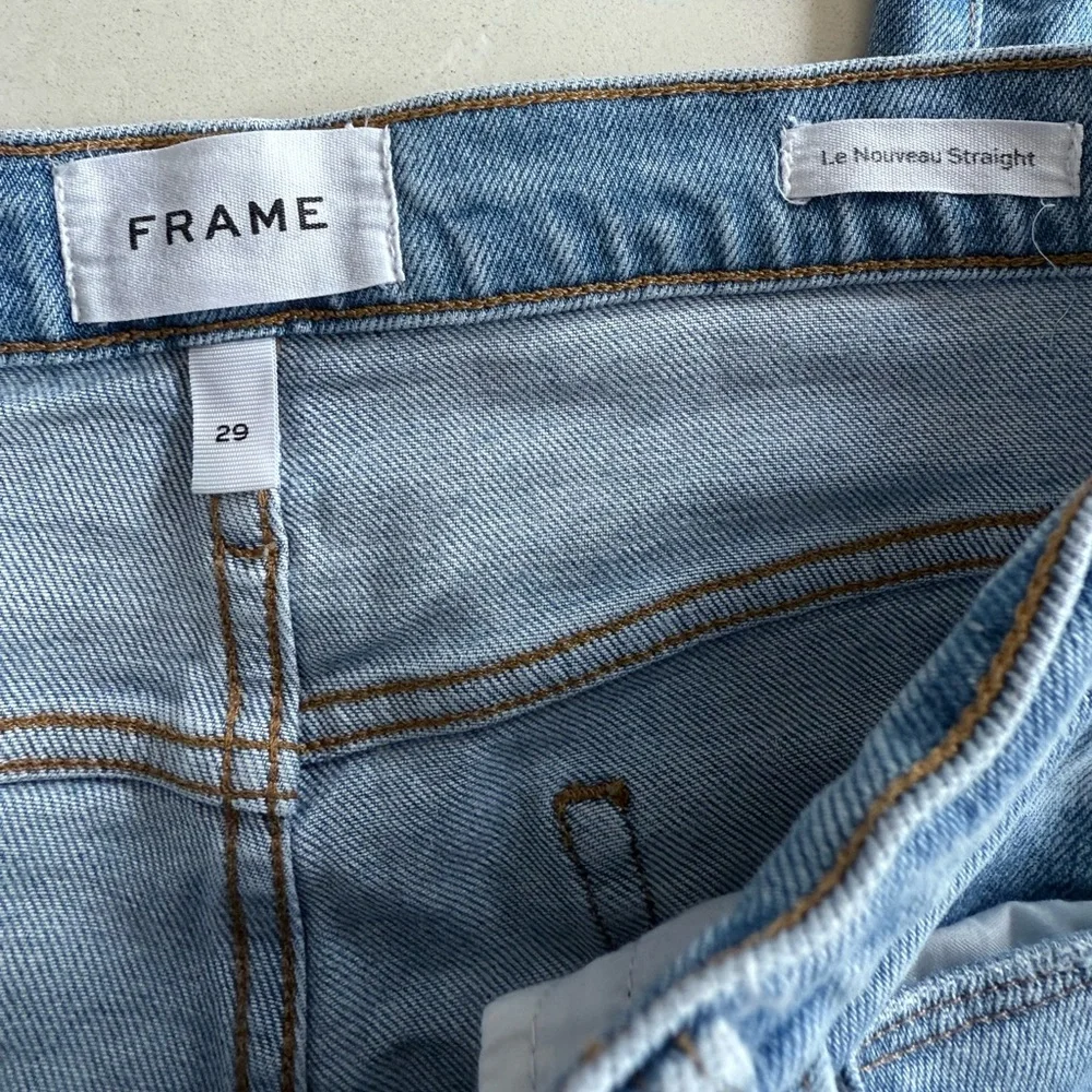 Frame Mirada Rips Light Wash Nouveau Straight Leg Jeans 29